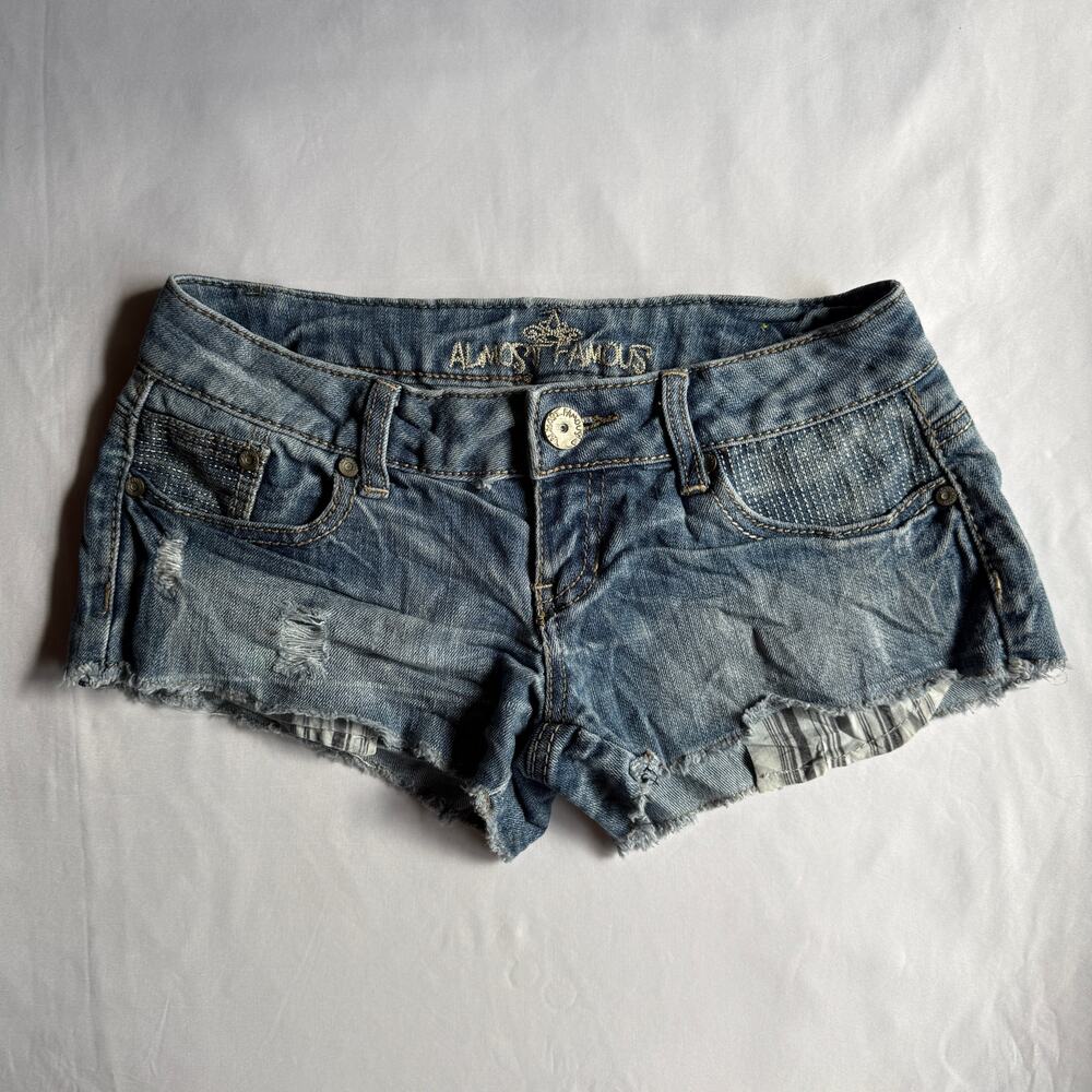 Y2K Almost Famous Low Rise Distressed Micro Denim Mini Shorts Sz 0 McBling 00s